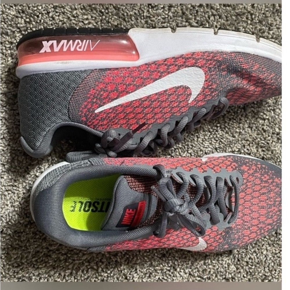 Nike tennis shoes women's pink grey athletic shoe size 8 air max